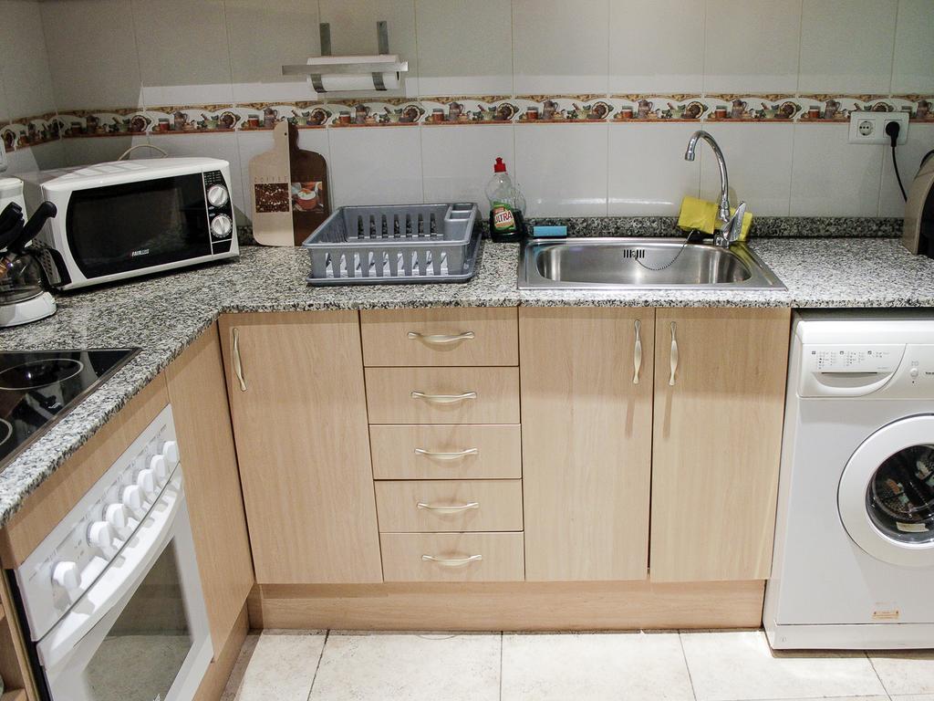 Apartamento Rosellon Барселона Экстерьер фото